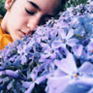 Meet your Posher, Avery